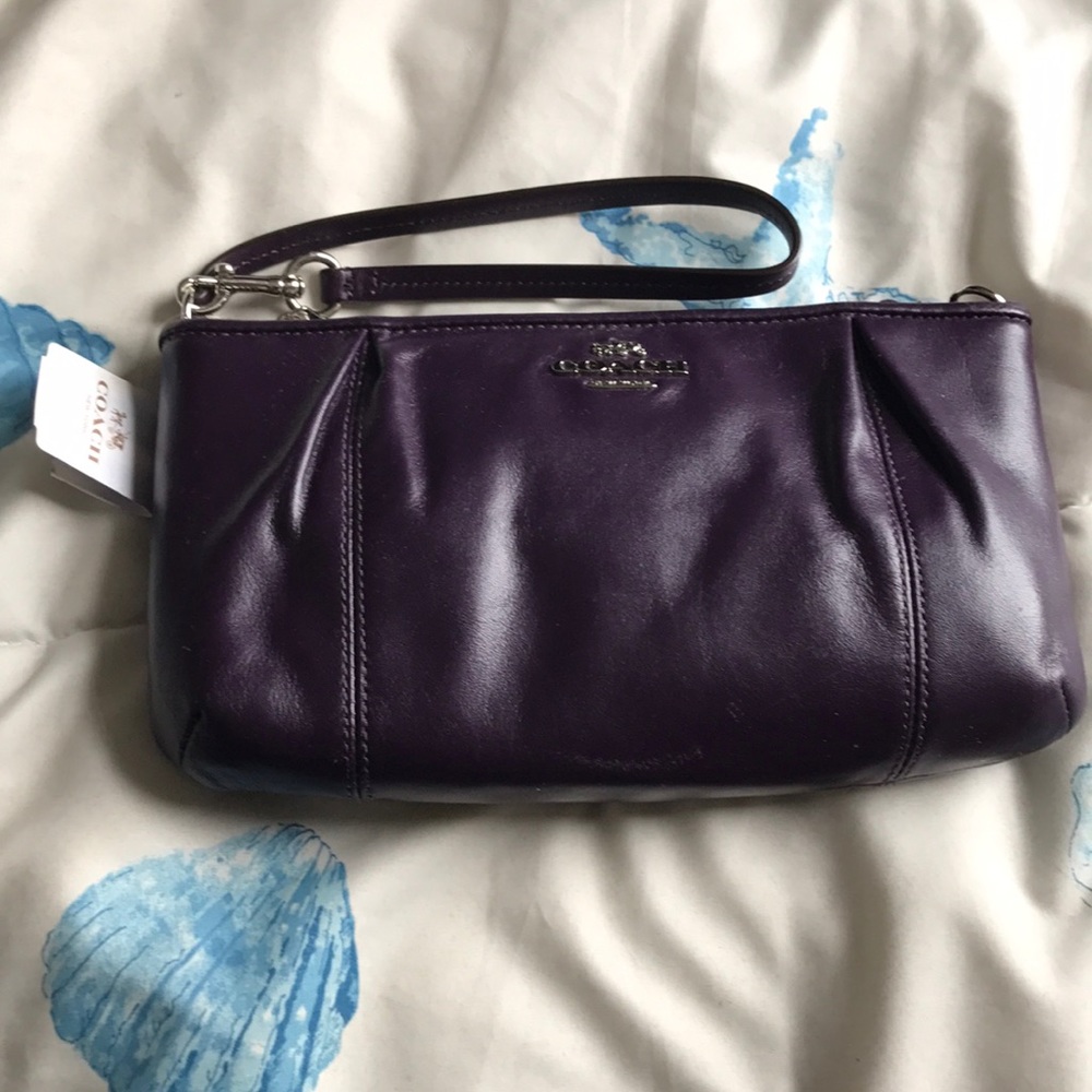 NWT Coach purple leather wristlet
